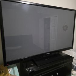 Samsung 42” Plasma TV – Excellent Picture – Great Condition