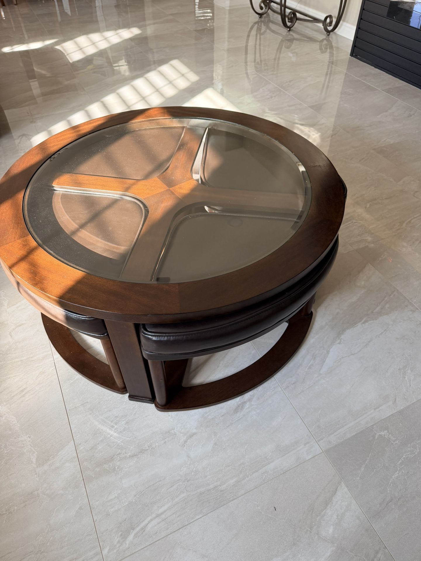 Coffee Table W/ Slide In Seats 