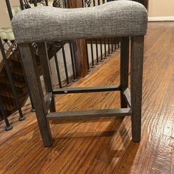Nebraska Furniture Mart Barstools- 4 For 70