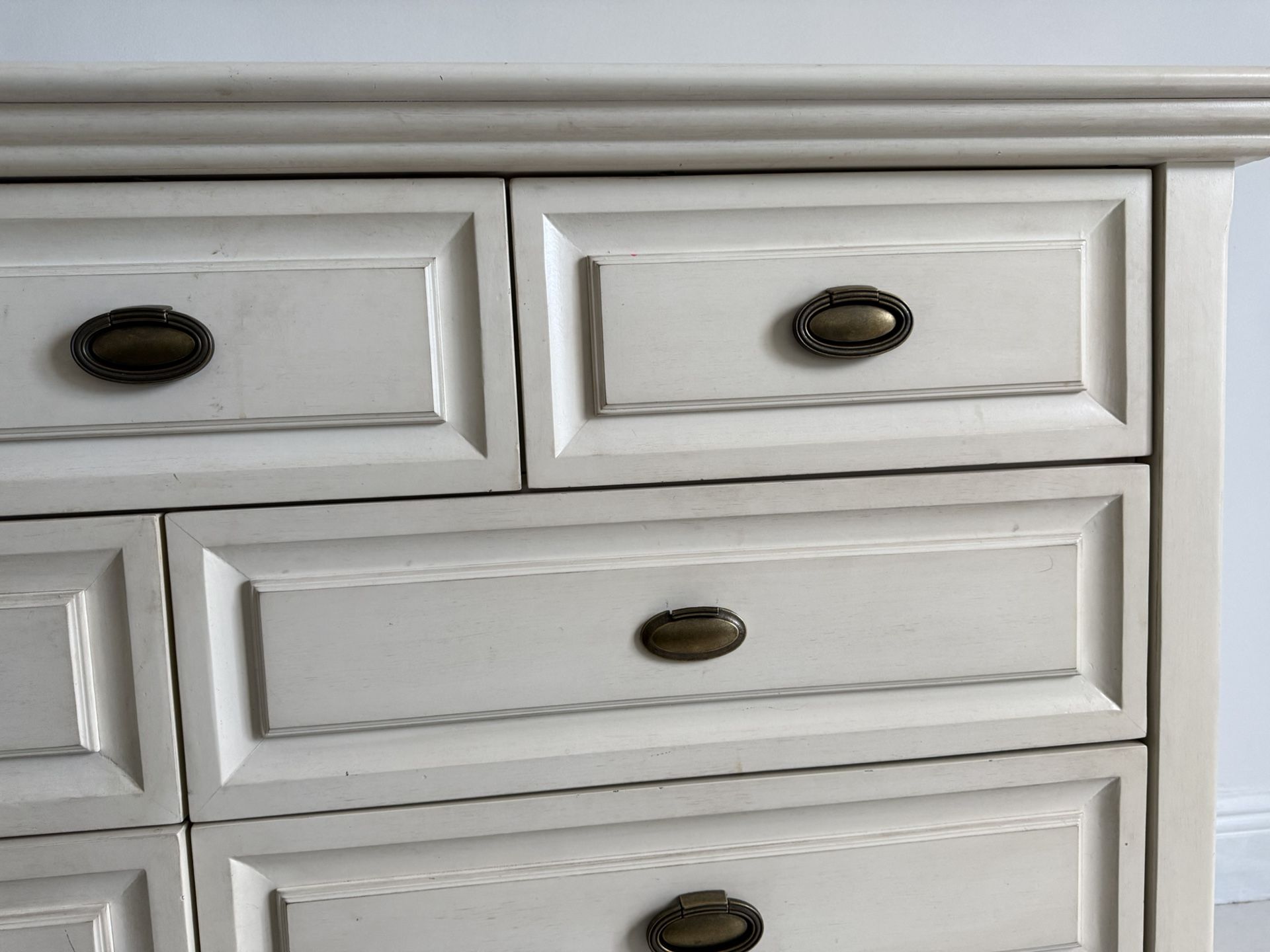 7 Drawer Dresser