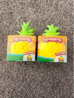 Pineapple jumbo squishy