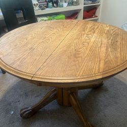 Round Dining Solid Wood  Table  for 4