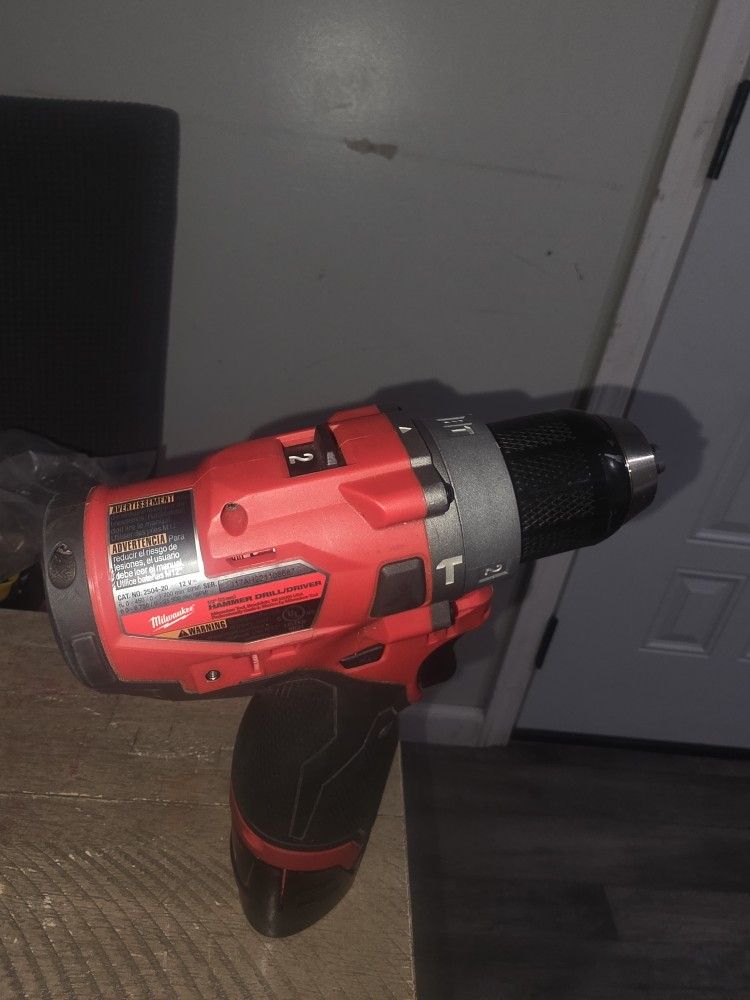 Milwaukee M12 Fuel 1/2"hammer Drill Driver #2504-20