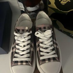 BURBERRY SHOES