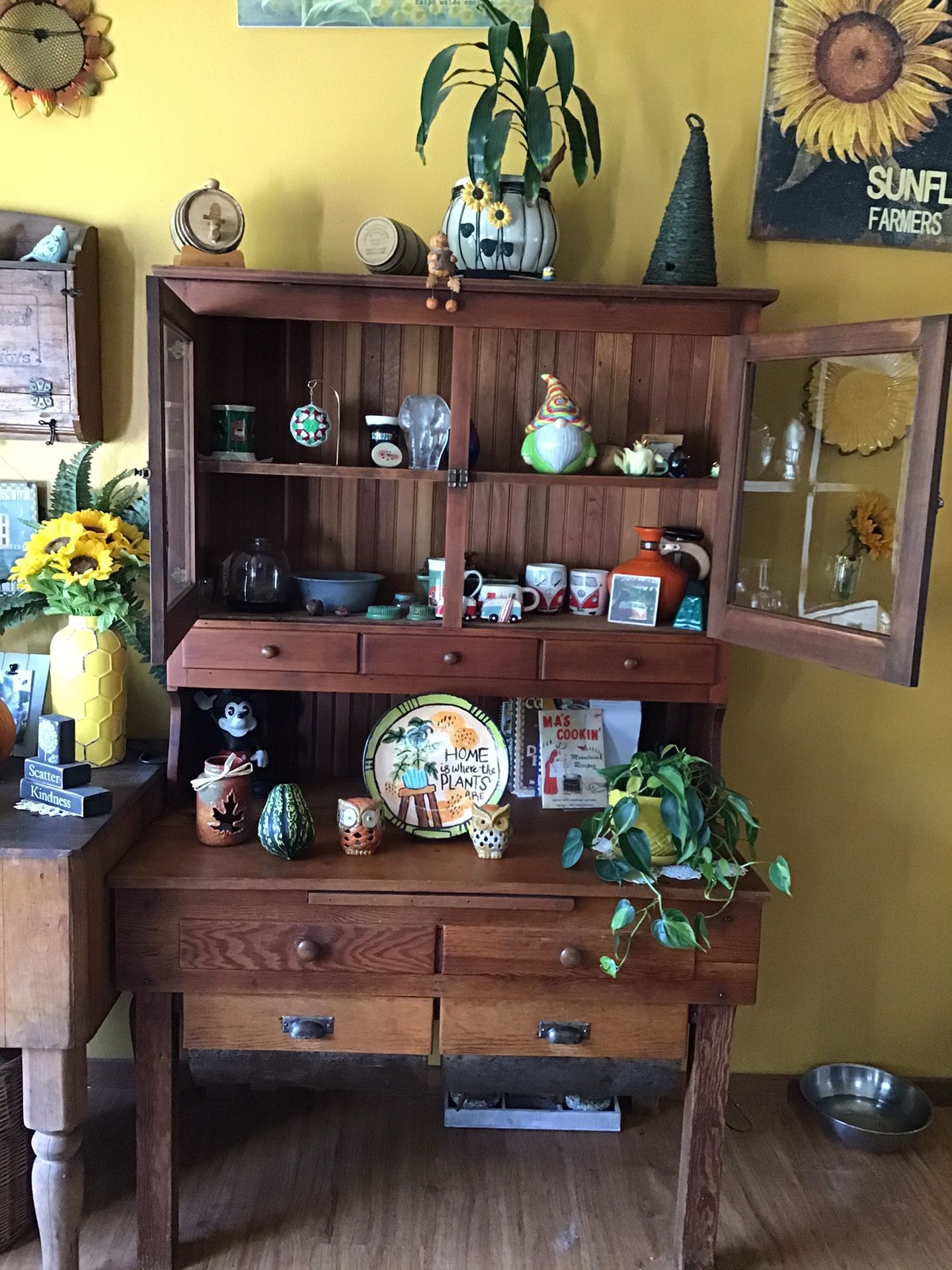 Antique kitchen Hutch for Sale in Oakville, WA OfferUp