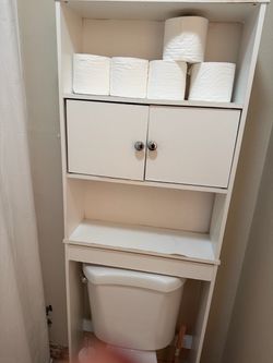 Bathroom shelves