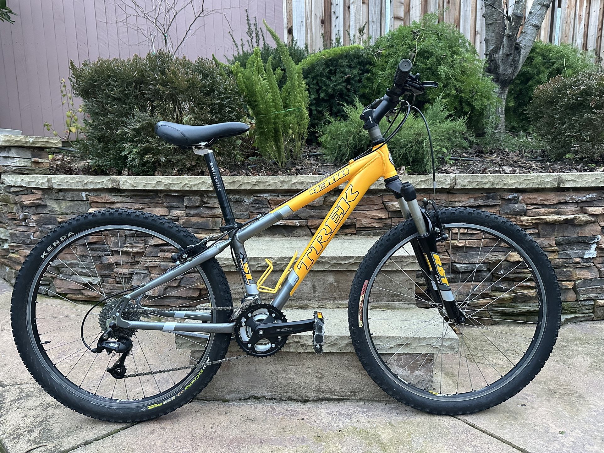 Trek 4300 Bike