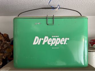Vintage Dr Pepper ice chest