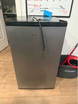 Mini fridge