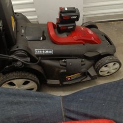 CRAFTSMAN  40V  200$ 