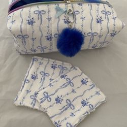 Cosmetic Pouch And Facial Wash Pads