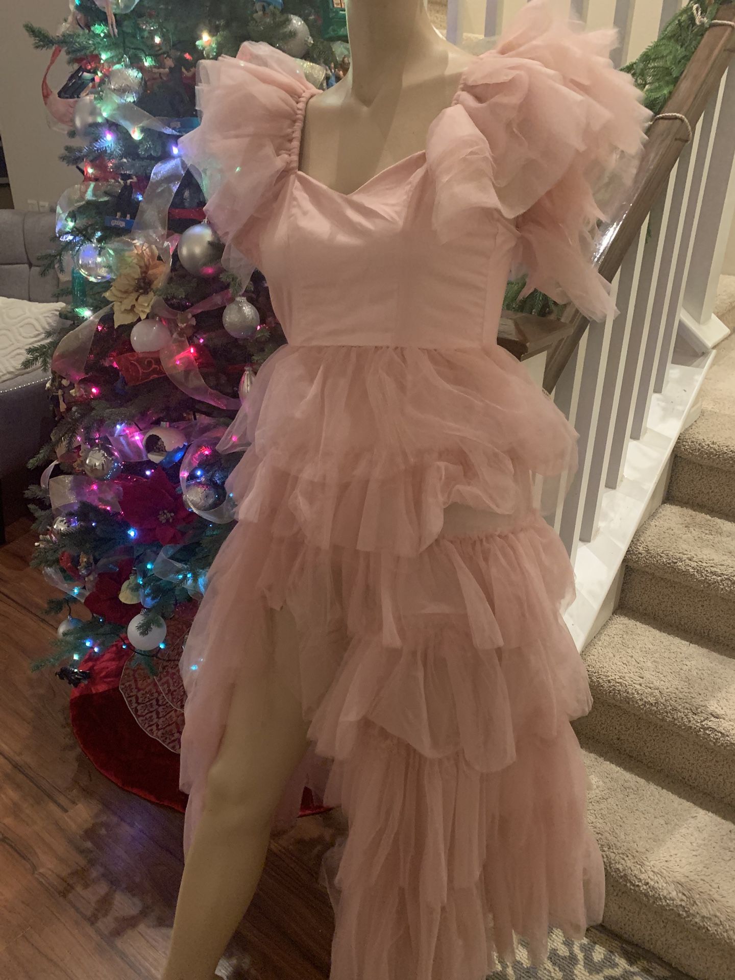 Frilly Light Pink Party Dress