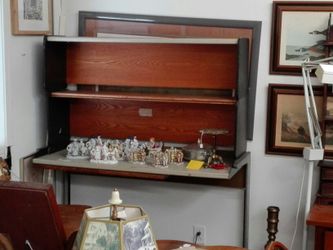 Vintage working table with outlet