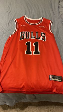 BULLS NIKE XL