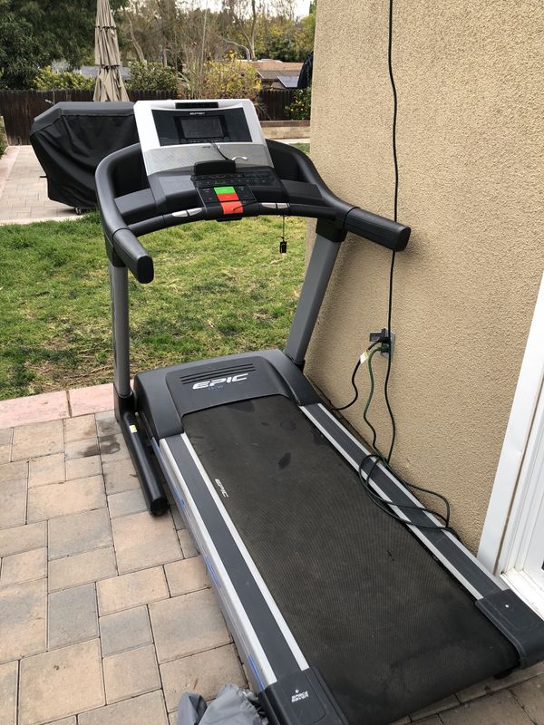 Used treadmill for Sale in Thousand Oaks, CA OfferUp