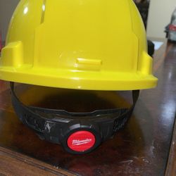 Milwaukee Hard Hat 