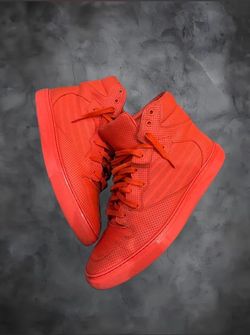 Red balenciaga high tops