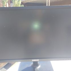 Samsung 24//20 Inch Monitor 