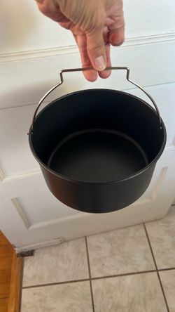 Air fryer cake pan