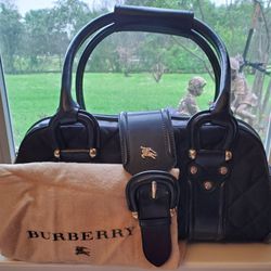 Burberry manor quilted black leather shoulder bag