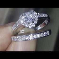 New 18k White Gold Wedding Ring Set 