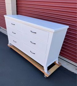 Elegant decorative design