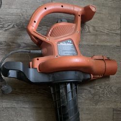 Black & Decker 230mph Leaf blower 