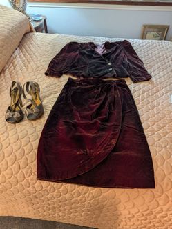 Vintage ladies velvet suit and Chinese Laundry shoes