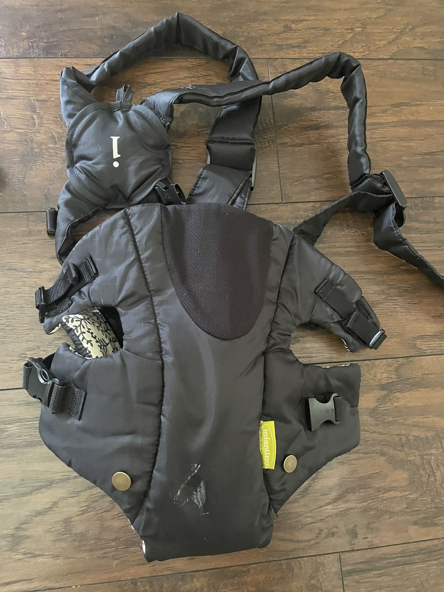 Infantino Baby Carrier
