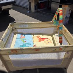 Play pen