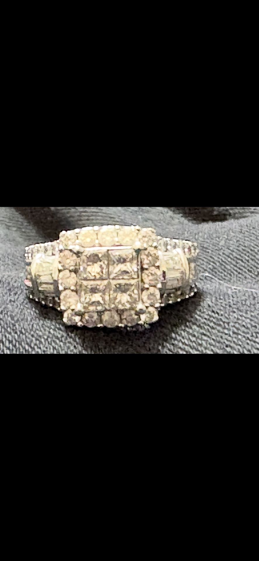 Women’s Wedding Ring