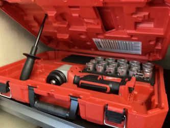 Milwaukee M18 18V Lithium-Ion Cordless Cable Stripper Kit for Cu THHN/XHHW Wire Cutting with (17) Bushings $450