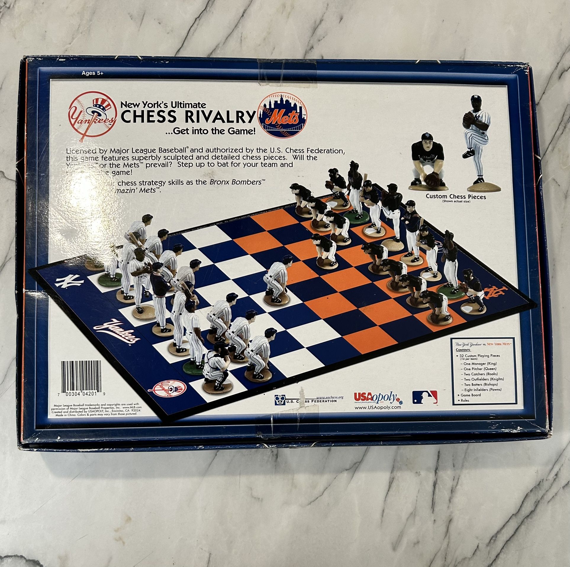 NY Yankees Vs NY Mets Chess Board Game 