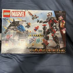 Lego Marvel Airport Set 