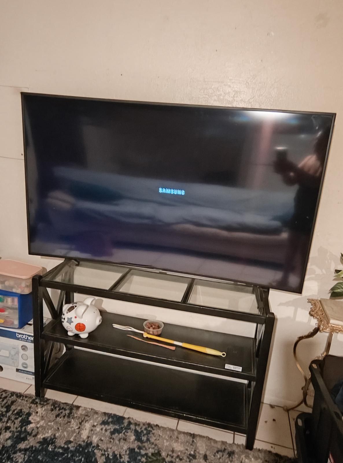 64” Samsung TV 