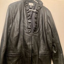 Neiman Marcus Woman Genuine Leather Size 1X 