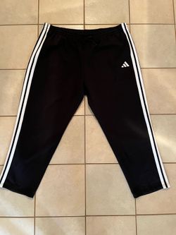 NEW Men’s Big & Tall adidas Essentials Stripes Open Hem Fleece Pants (3XL)