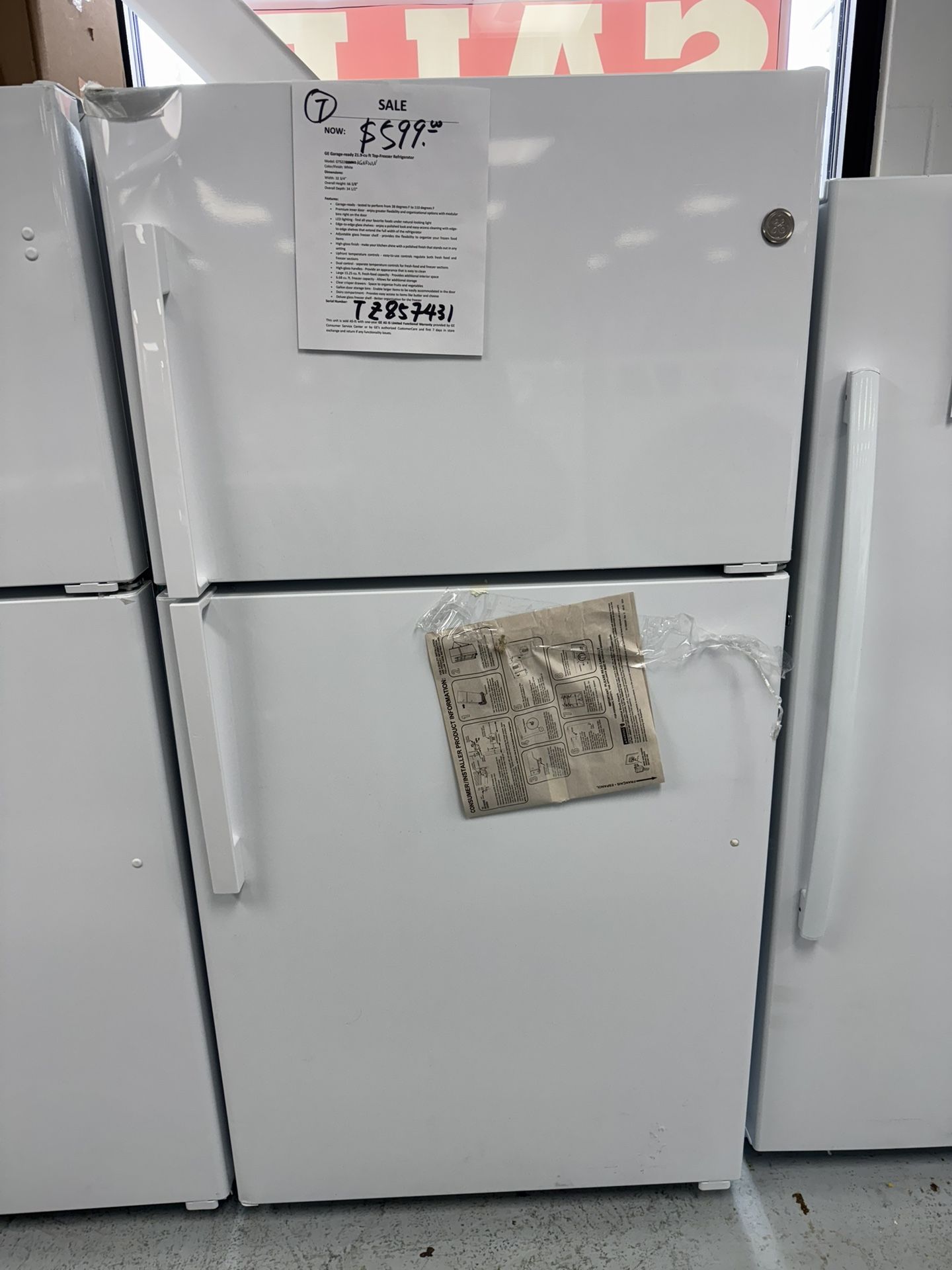 GE Garage Ready 22 Cu.ft Top Freezer Refrigerator