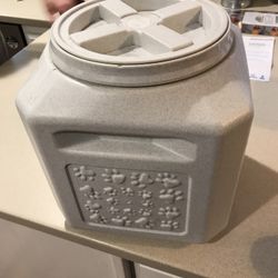 Dog Food Container 