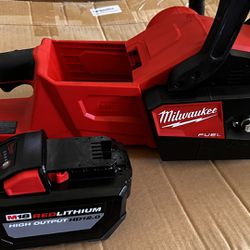 Milwaukee Chainsaw M18 With Battery M18