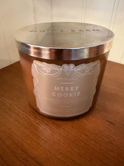 White Barn Merry Cookie 3-Wick Candle