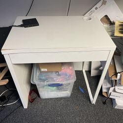 IKEA micke desk 