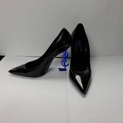 Yves Saint Laurent Opyum 110 Patent Leather Pumps 