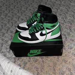 Lucky Green Jordan 1