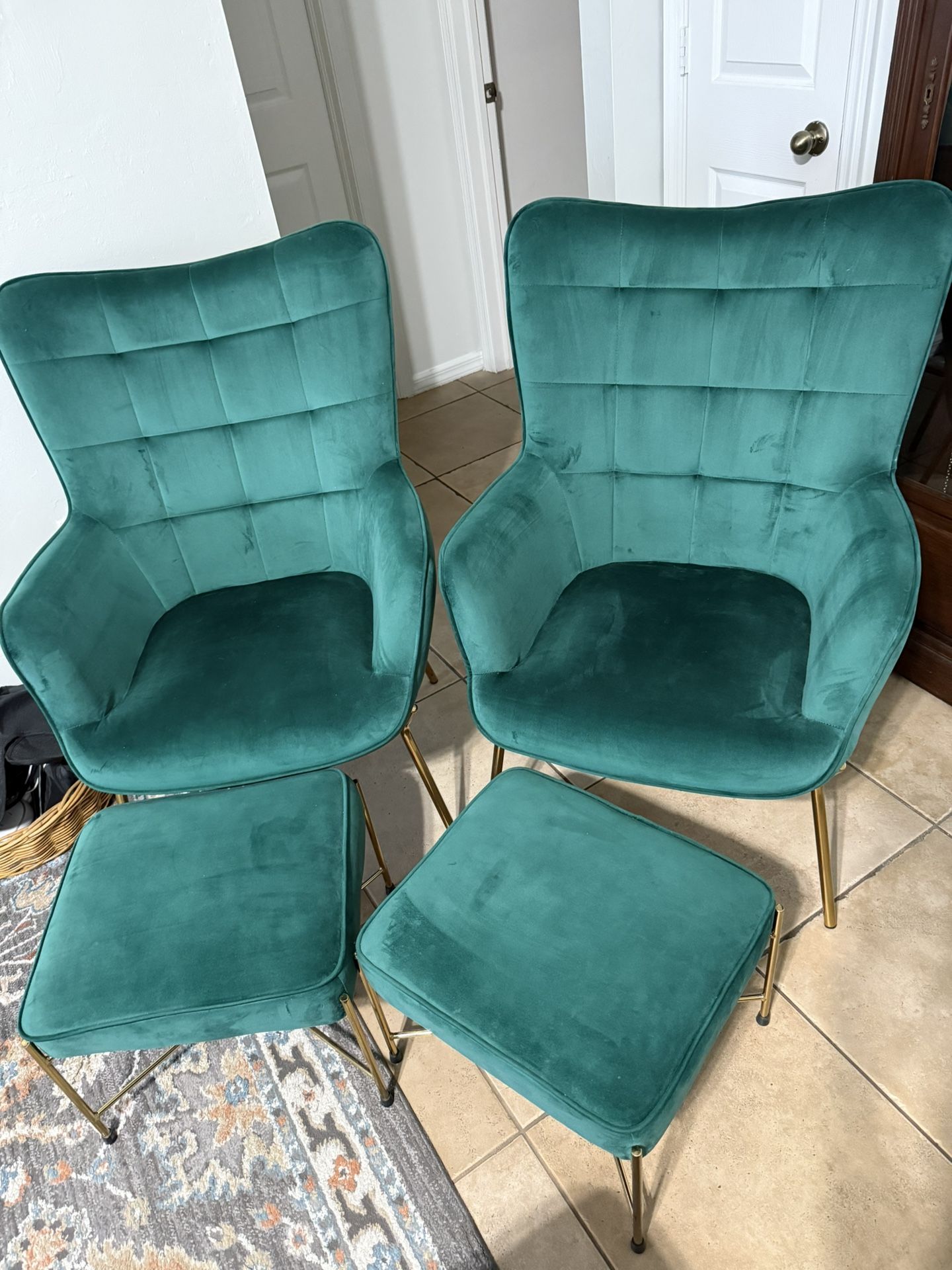 Izzy Gold Lounge Chair with Ottoman in Green Velvet