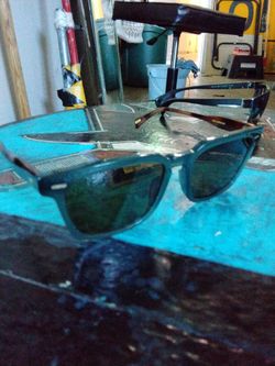 Raen Adin sunglasses (grnuine)