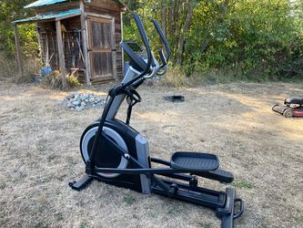 ProForm Carbon E7 Front-drive Smart Elliptical Trainer
