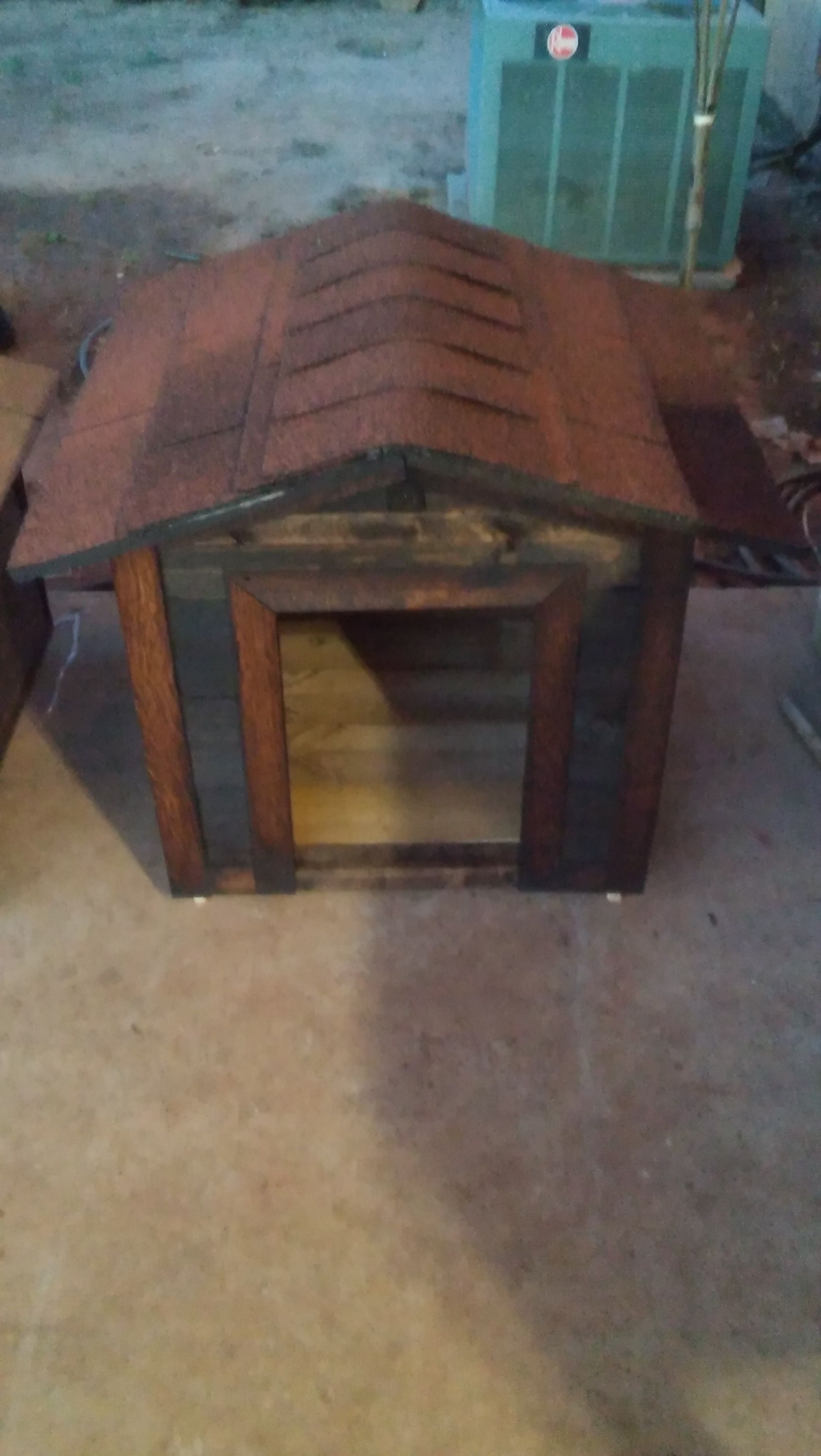 Small dog house
