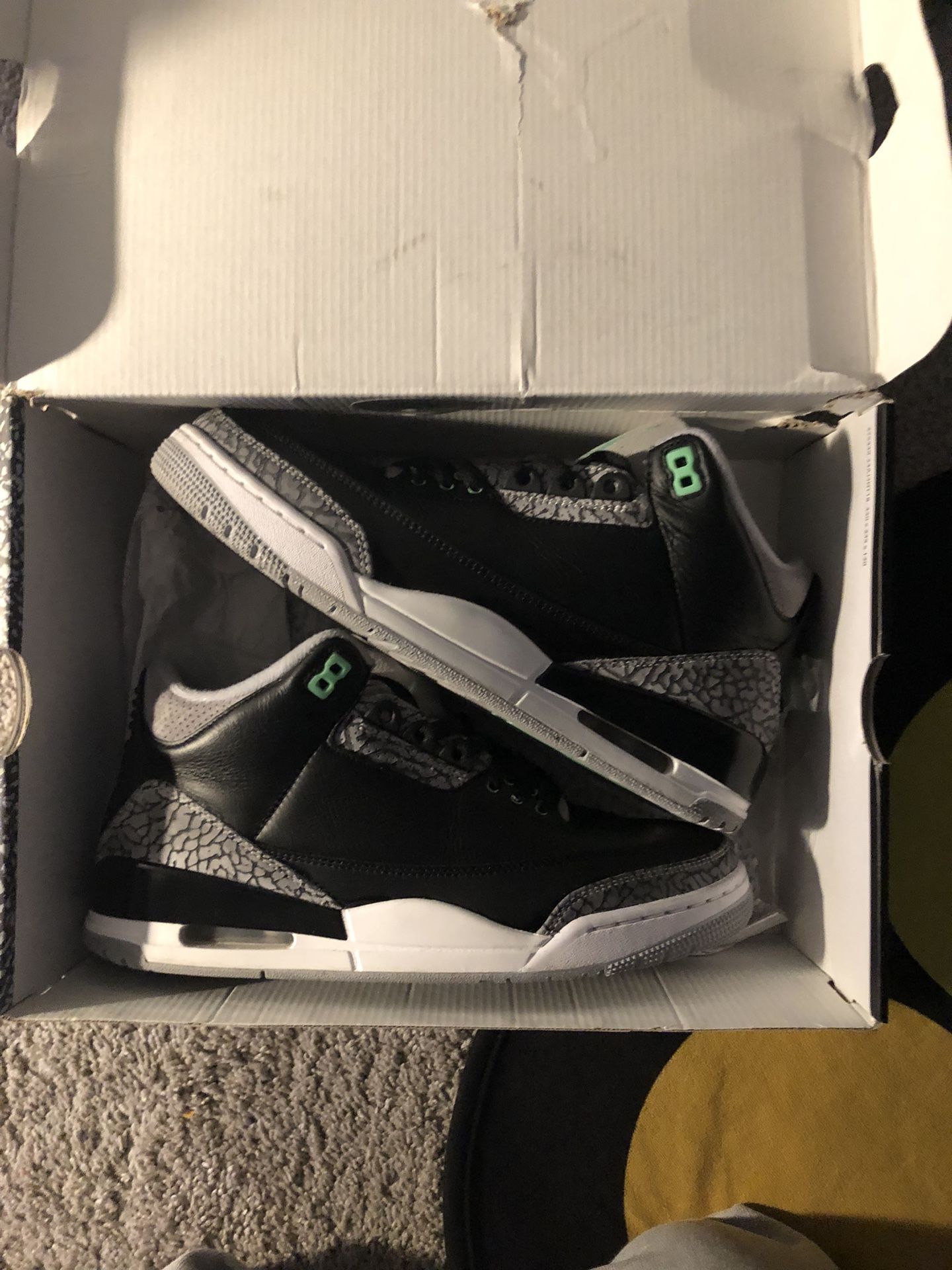 Jordan’s 3 Green glow New