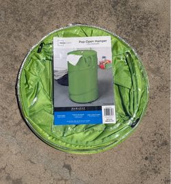Pop up hamper. New. Green.